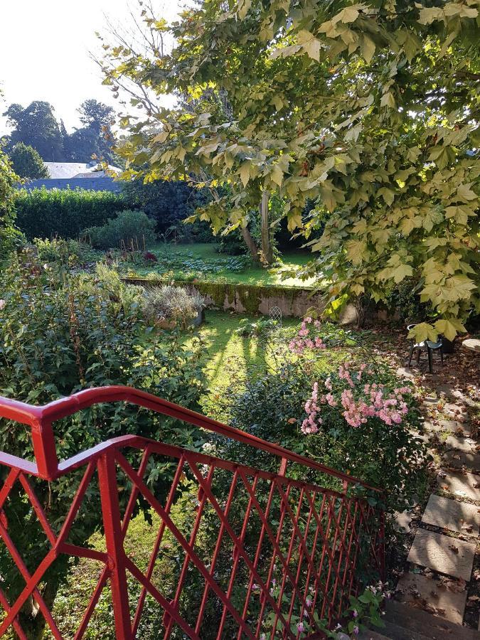 Bed and Breakfast Le Bearn Sous Les Toits Nay  Экстерьер фото